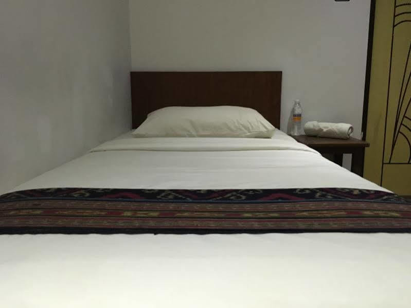 My Place Hotel & Lodge Kuching Esterno foto
