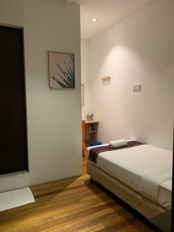 My Place Hotel & Lodge Kuching Esterno foto