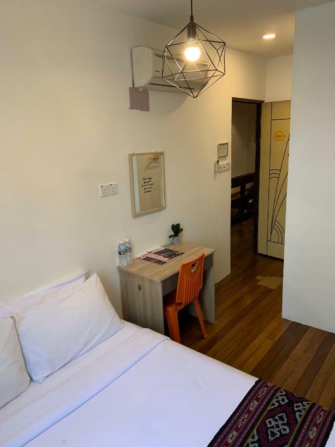 My Place Hotel & Lodge Kuching Esterno foto